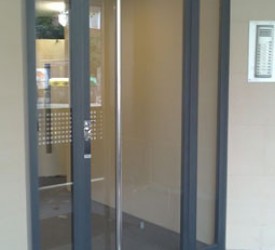 puertas-comunidad-edificio-02