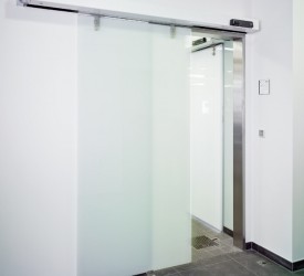 puerta-corredera-cristal-2